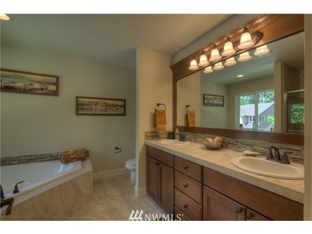 4730 Northeast 24th Street Renton, WA 98059 - Photo 16 of 20