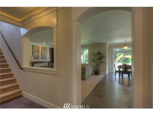 4730 Northeast 24th Street Renton, WA 98059 - Photo 4 of 20