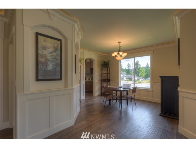 4730 Northeast 24th Street Renton, WA 98059 - Photo 6 of 20