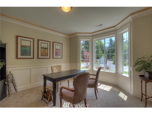 4730 Northeast 24th Street Renton, WA 98059 - Photo 7 of 20