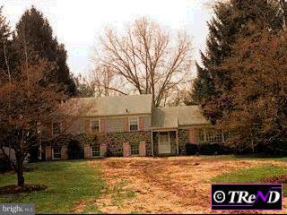 938 Ethan Allen Road Berwyn, PA 19312 - Photo 1 of 1