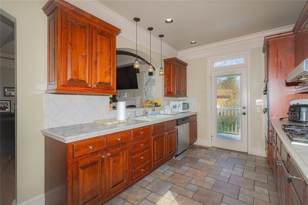 721 Smithstone Road Southeast Marietta, GA 30067 - Photo 7 of 28