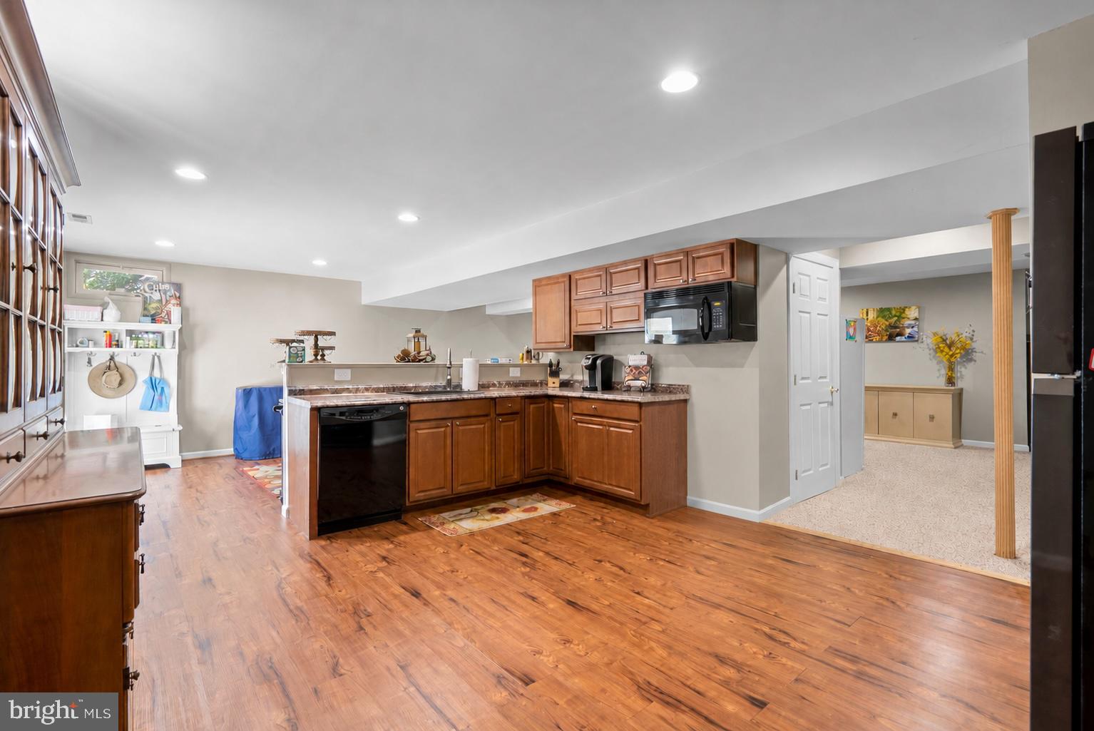 22335 Newcut Road Clarksburg, MD 20871 - Photo 33 of 49