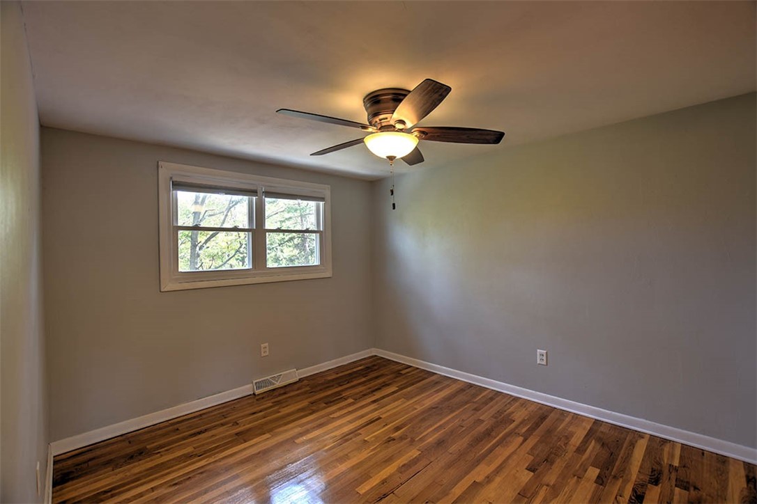 3970 Mount Zion Road Decatur, IL 62521 - Photo 16 of 36 a view of an empty room with a window