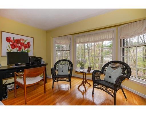 10 Snyder Road Medfield, MA 02052 - Photo 4 of 29 Gallery Image 4