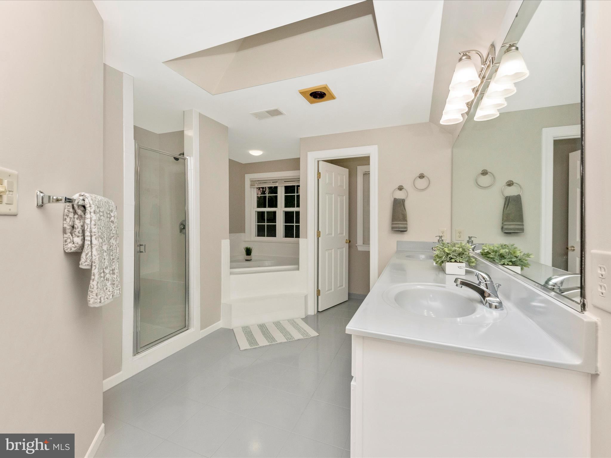 5045 Church Road Bowie, MD 20720 - Photo 28 of 55 Primary Bathroom