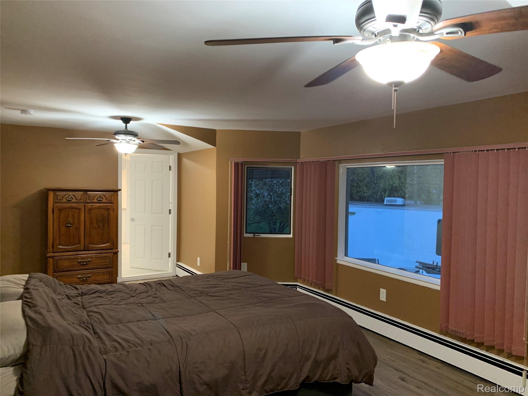 3039 Rochester Road Leonard, MI 48367 - Photo 41 of 66 8BA6C42B-8844-4D49-8CED-53750E1E8588.jpeg