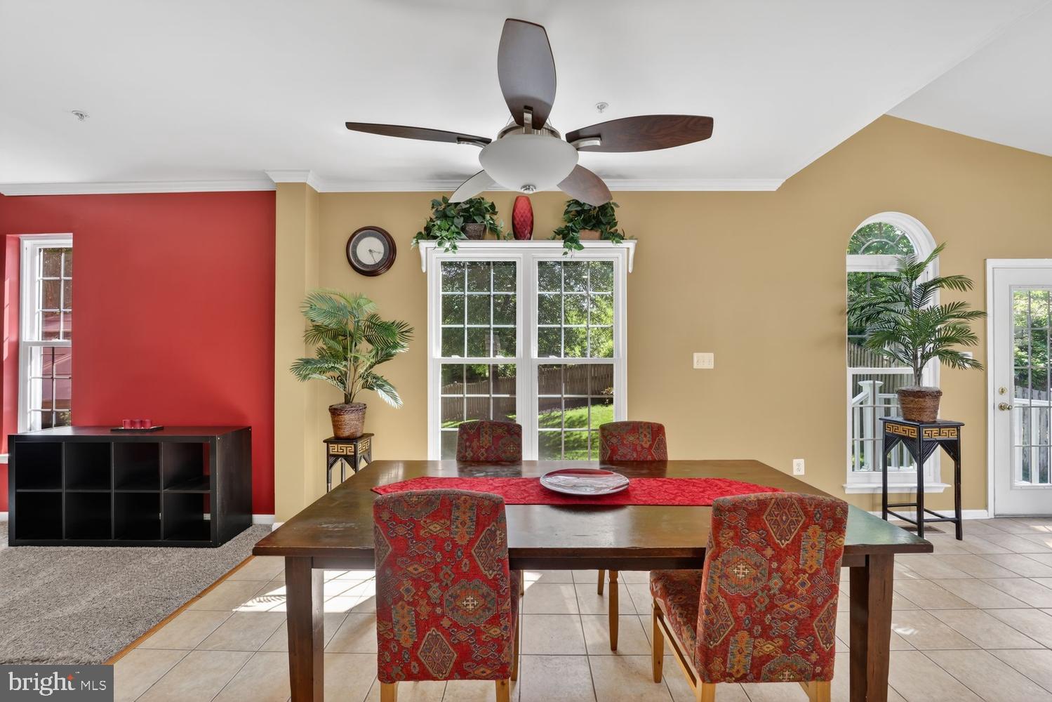 8023 River Park Road Bowie, MD 20715 - Photo 12 of 49 Breakfast Area