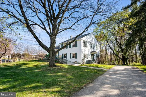 $625,000 | 105 Westminster Drive, Wallingford, PA 19086