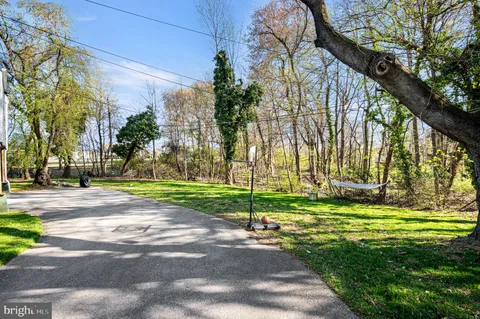 $625,000 | 105 Westminster Drive, Wallingford, PA 19086
