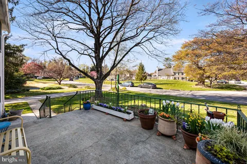 $625,000 | 105 Westminster Drive, Wallingford, PA 19086