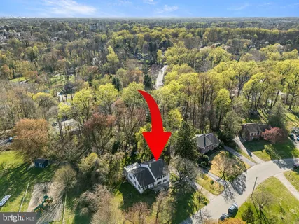 $625,000 | 105 Westminster Drive, Wallingford, PA 19086