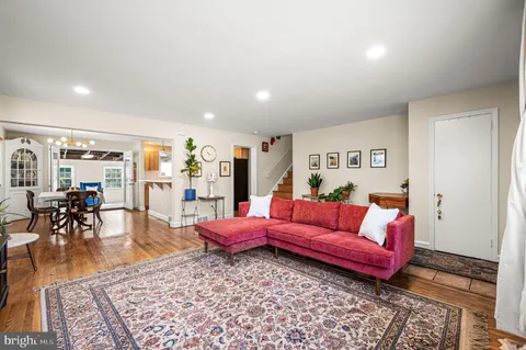$625,000 | 105 Westminster Drive, Wallingford, PA 19086