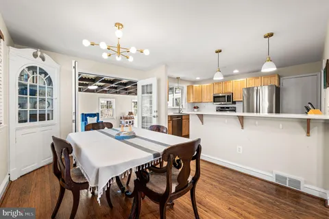 $625,000 | 105 Westminster Drive, Wallingford, PA 19086