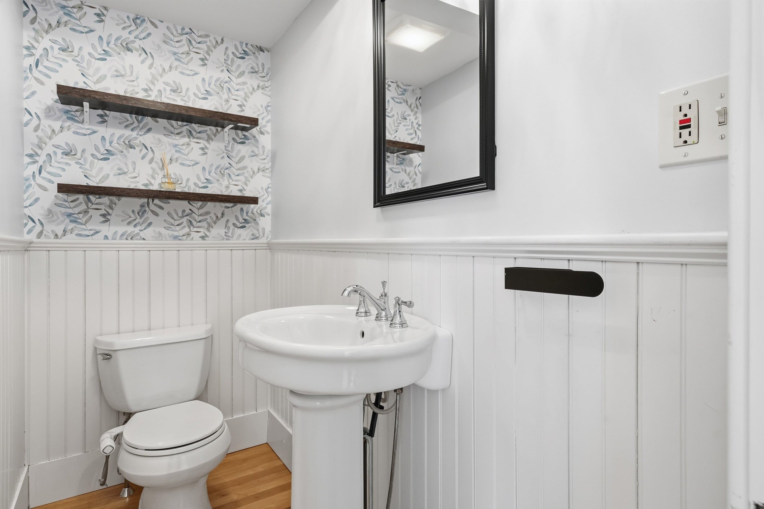 198 Linden Street Manchester, NH 03104 - Photo 45 of 60