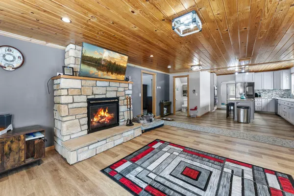 $349,900 | 43704 Co Highway 61, Hinckley, MN 55037