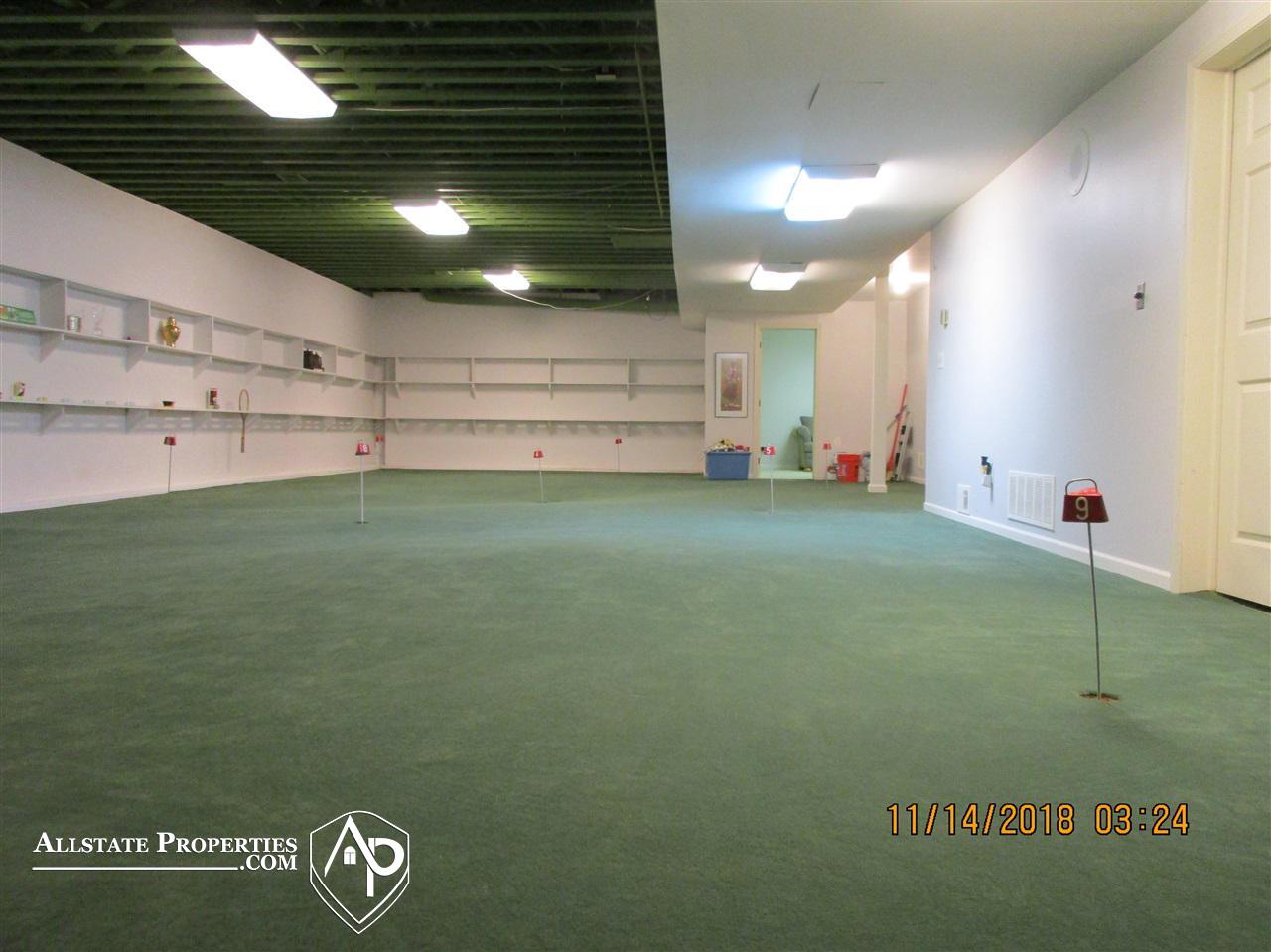 6435 Noble Road West Bloomfield, MI 48322 - Photo 30 of 37