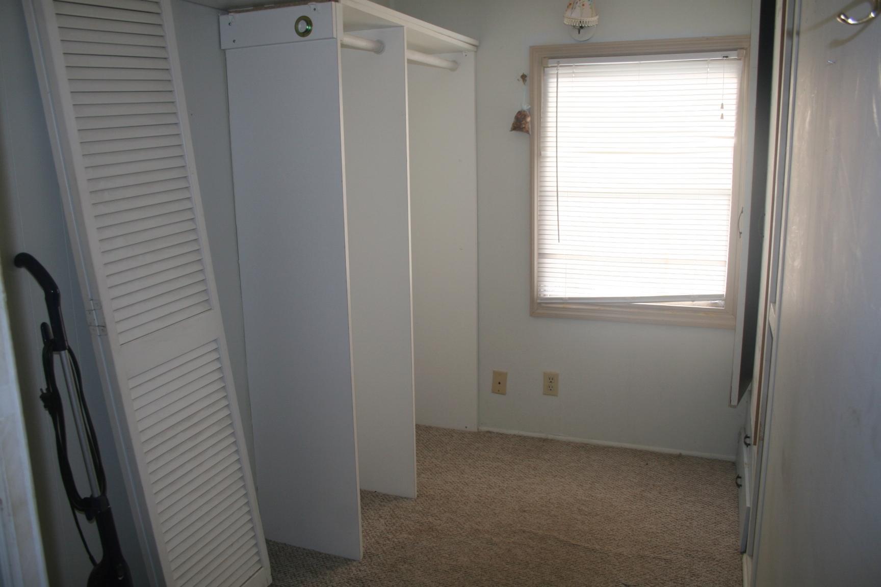 6940 Southeast Ridgeway Terrace Hobe Sound, FL 33455 - Photo 10 of 22 006