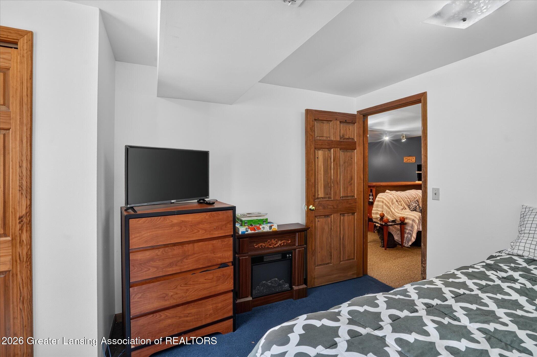 9980 Stoll Road Haslett, MI 48840 - Photo 22 of 54 22-9980-Stoll-Rd-Haslett-MI-48840-Window