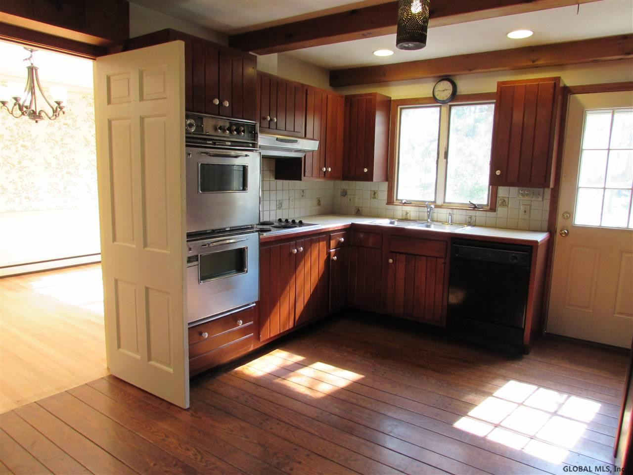 4 Norge Road Bethlehem, NY 12054 - Photo 9 of 24 Photo 9