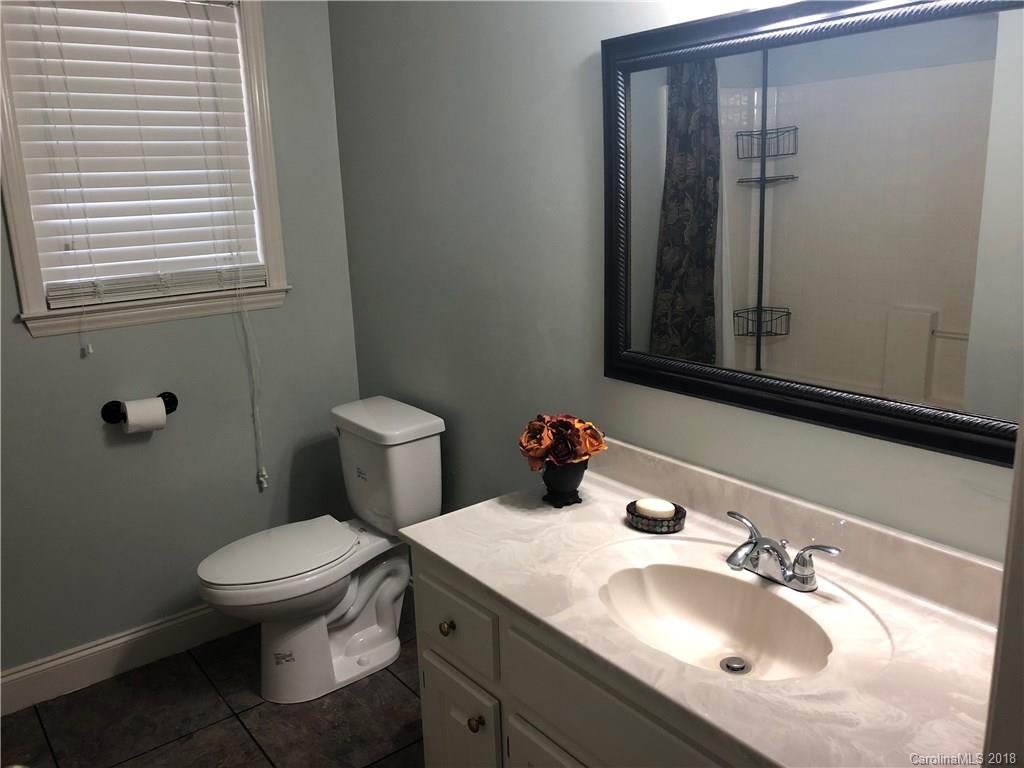 103 Hooper Hill Road Dallas, NC 28034 - Photo 3 of 14 Gallery Image 3