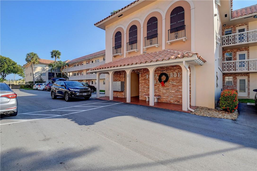 400 Northeast 20th Street, Unit C201 Boca Raton, FL 33431 - Photo 2 of 36 Photo 2