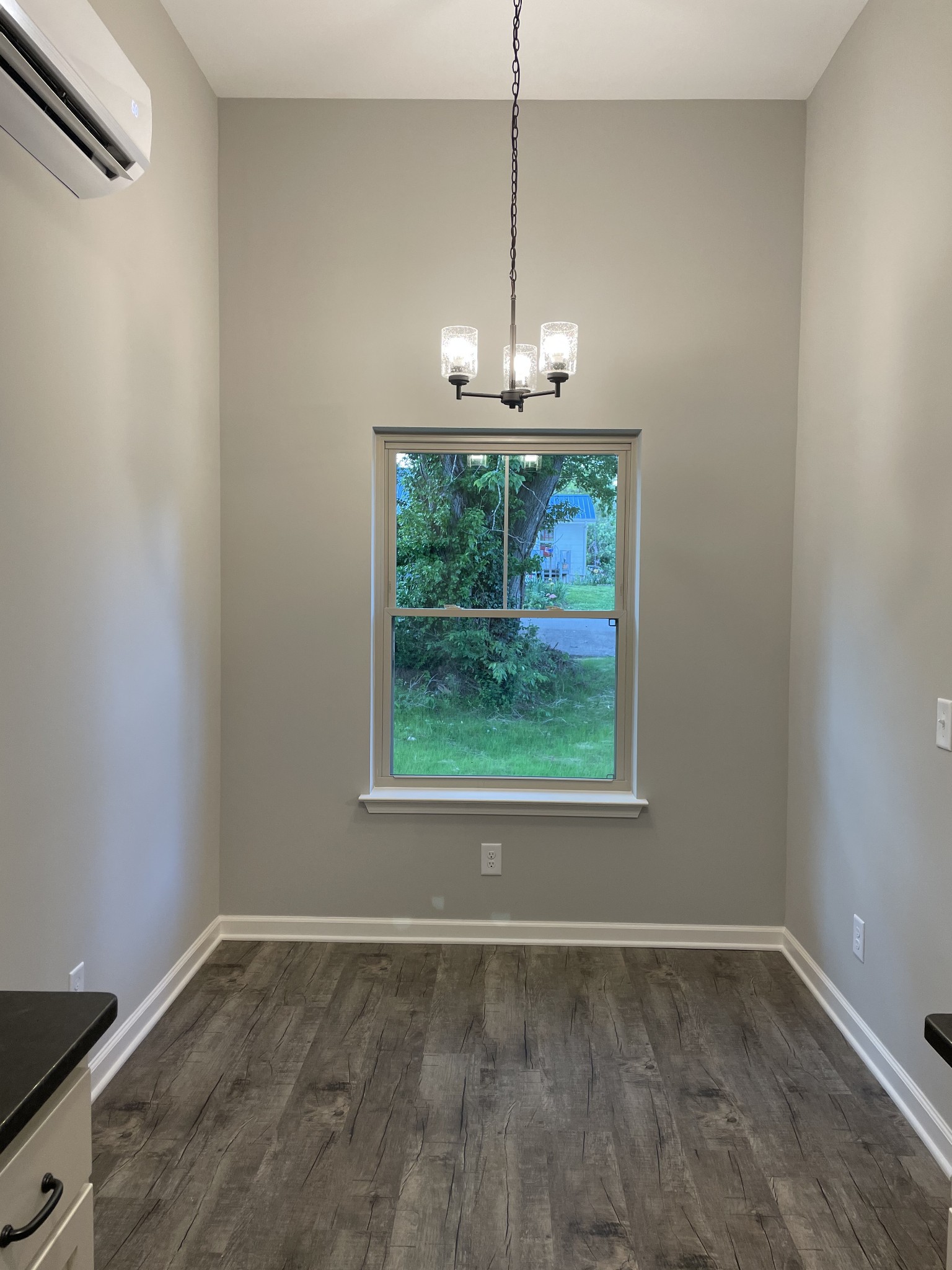 112 Eno Road Dickson, TN 37055 - Photo 5 of 9 Gallery Image 5