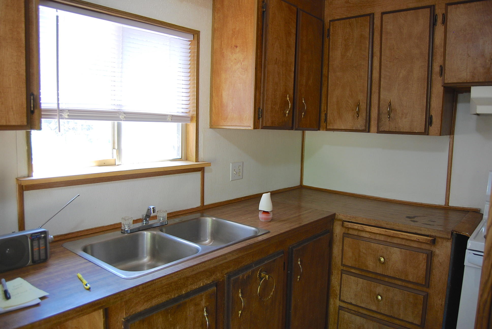 51594 Ash Road La Pine, OR 97739 - Photo 6 of 30 Kitchen