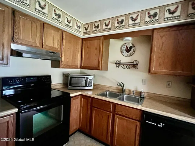 $368,000 | 19 Cartier Lane, Fort Ann, NY 12827