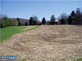 L:9948 Old State Road Boyertown, PA 19512 - Photo 2 of 12 Gallery Image 2