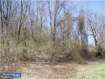 L:9948 Old State Road Boyertown, PA 19512 - Photo 3 of 12 Gallery Image 3