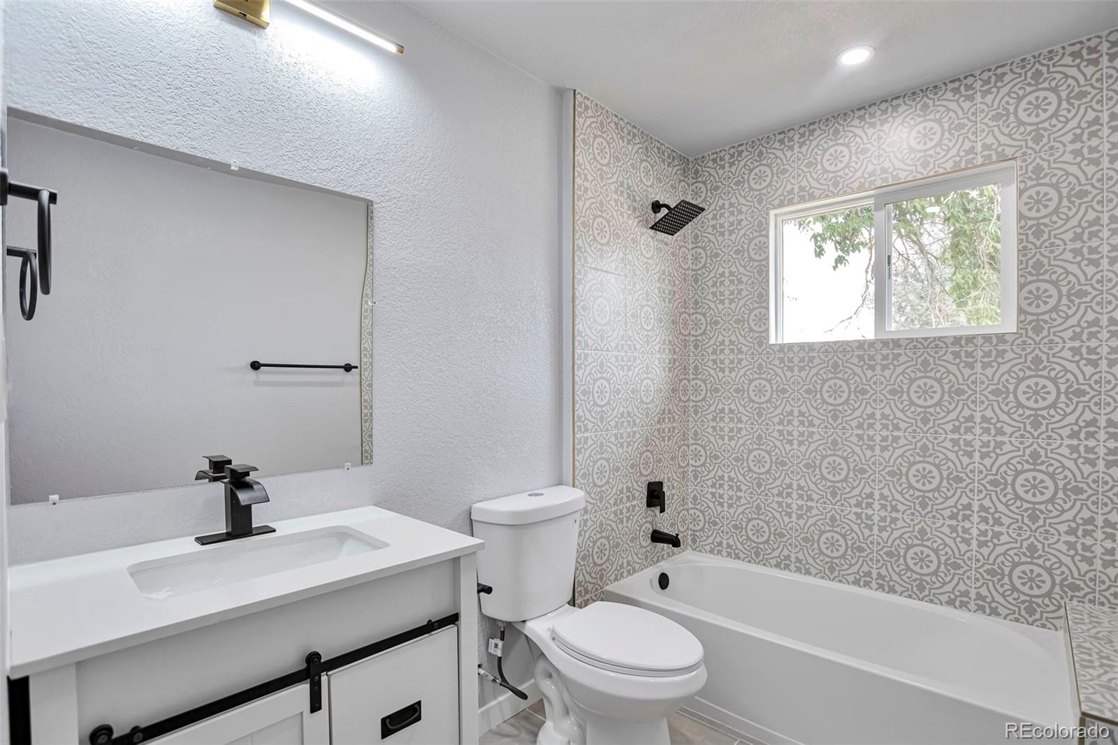 7795 Raritan Street Denver, CO 80221 - Photo 9 of 27 Gallery Image 9