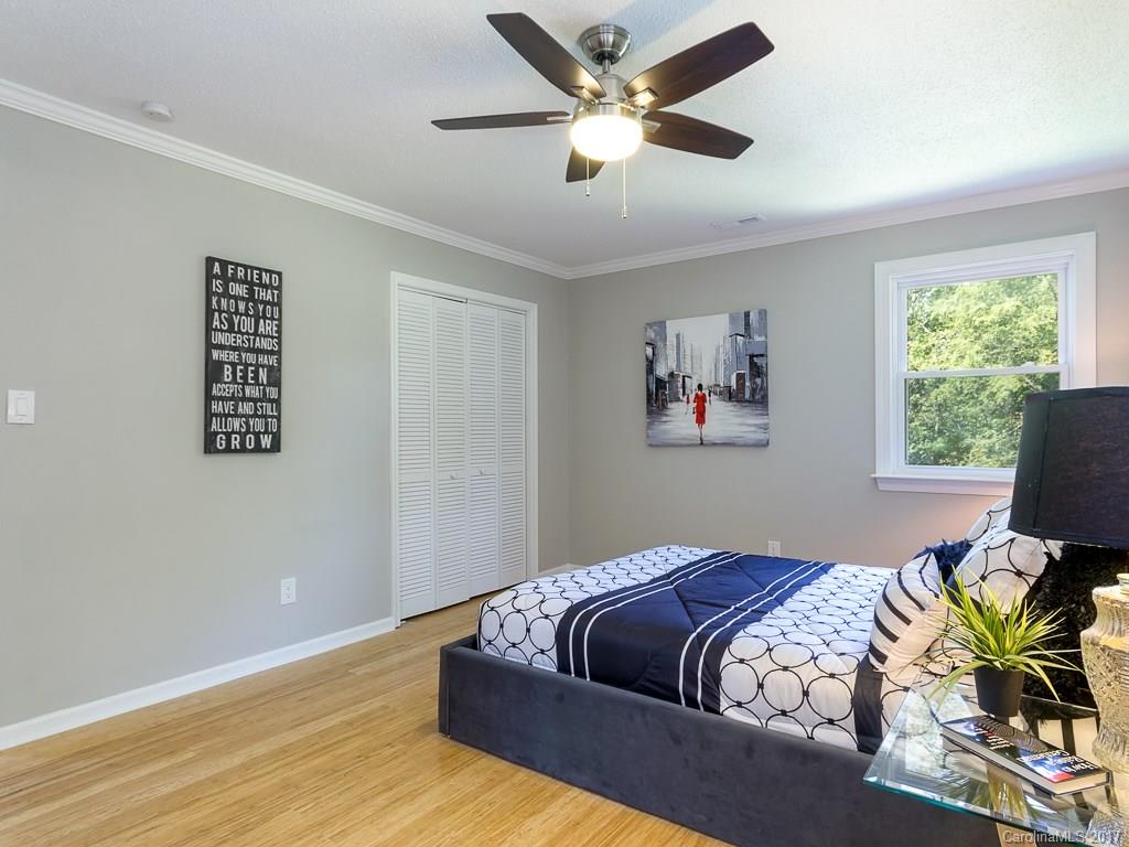 6041 Windjammer Drive Tega Cay, SC 29708 - Photo 12 of 23 Gallery Image 12
