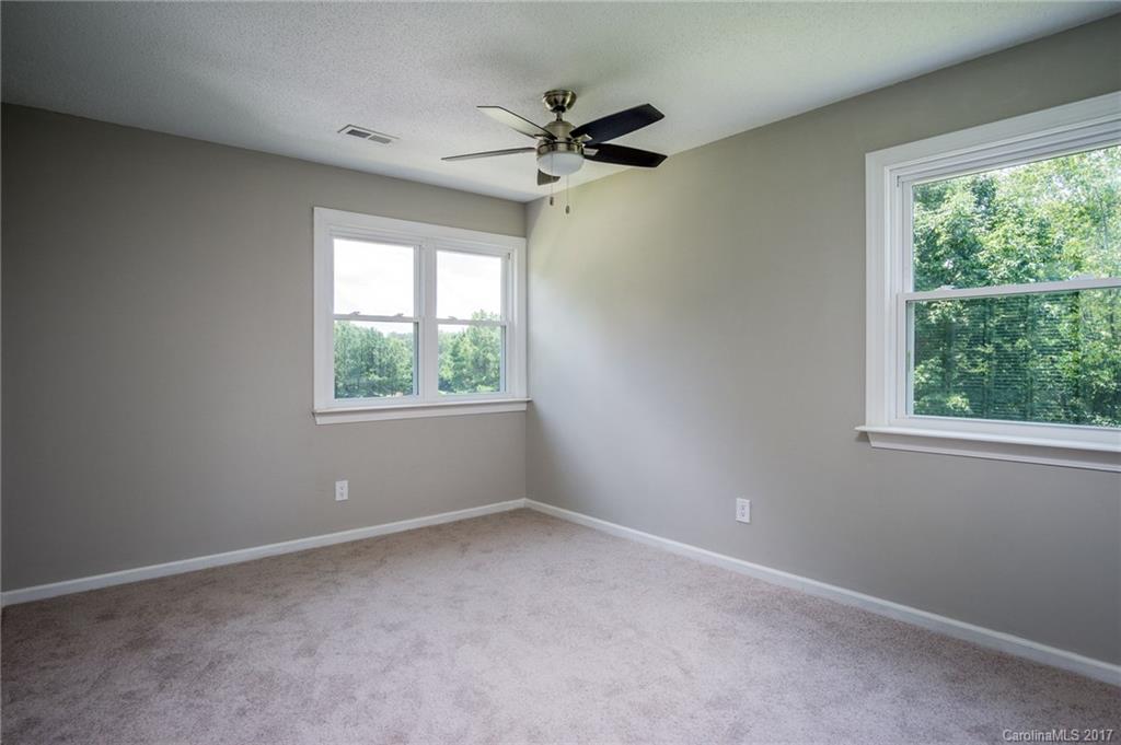 6041 Windjammer Drive Tega Cay, SC 29708 - Photo 18 of 23 Gallery Image 18