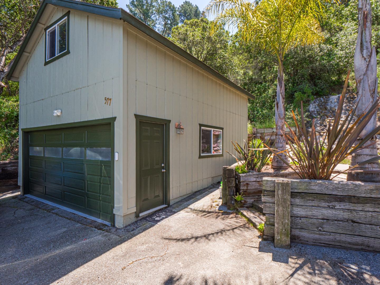 577 Carr Avenue Aromas, CA 95004 - Photo 35 of 37 a wooden bench sitting in front of a building