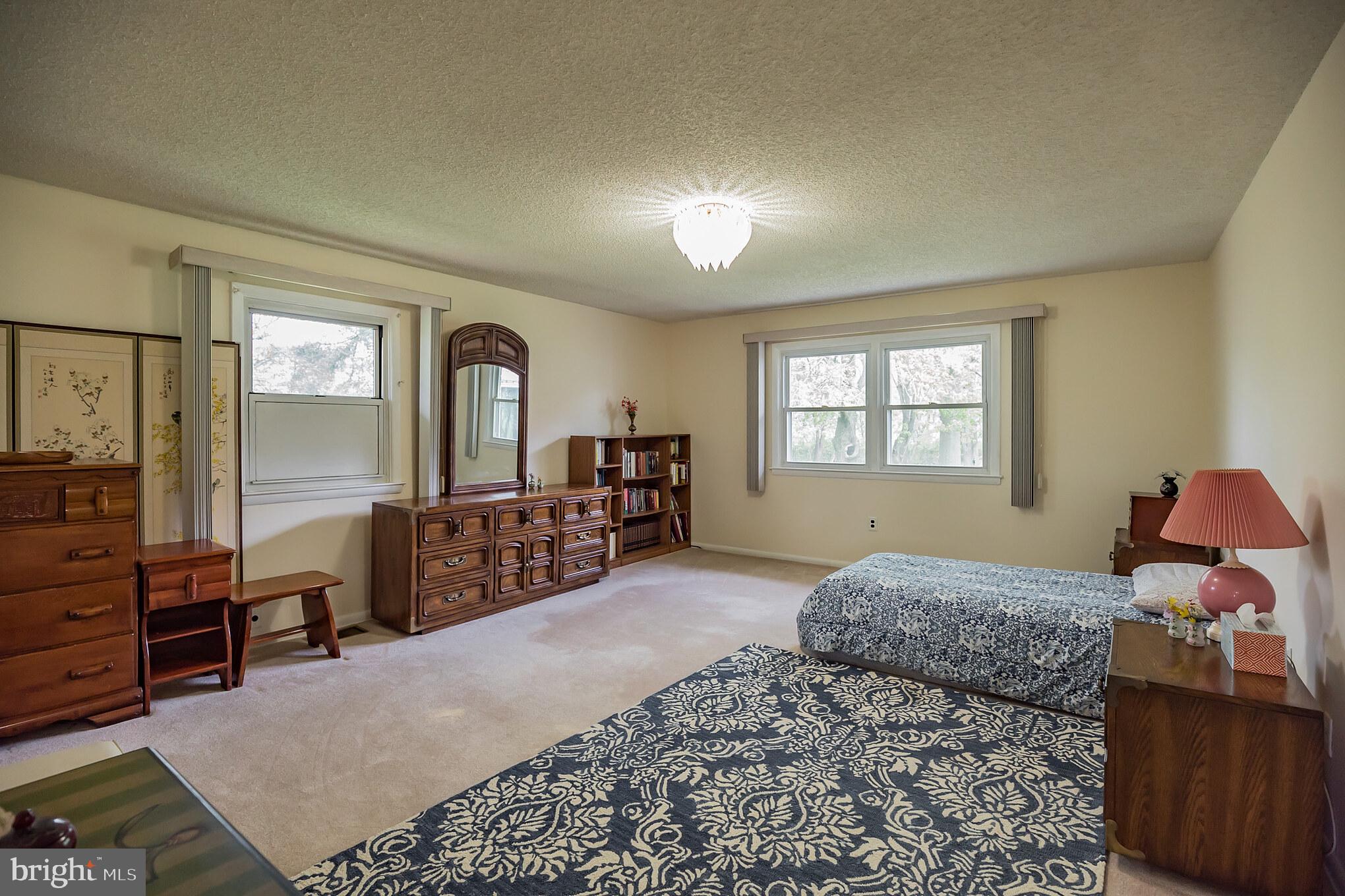 622 Ashton Road Bensalem, PA 19020 - Photo 18 of 29 Huge master suite