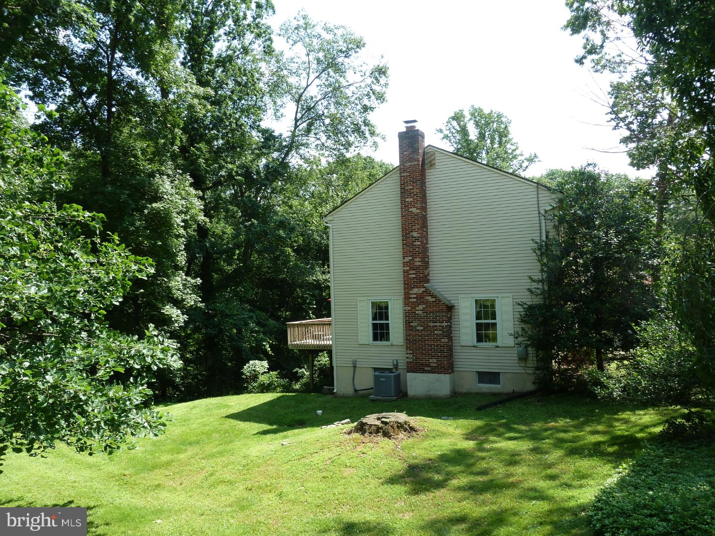537 Bobbin Mill Road Media, PA 19063 - Photo 20 of 23 Exterior Side