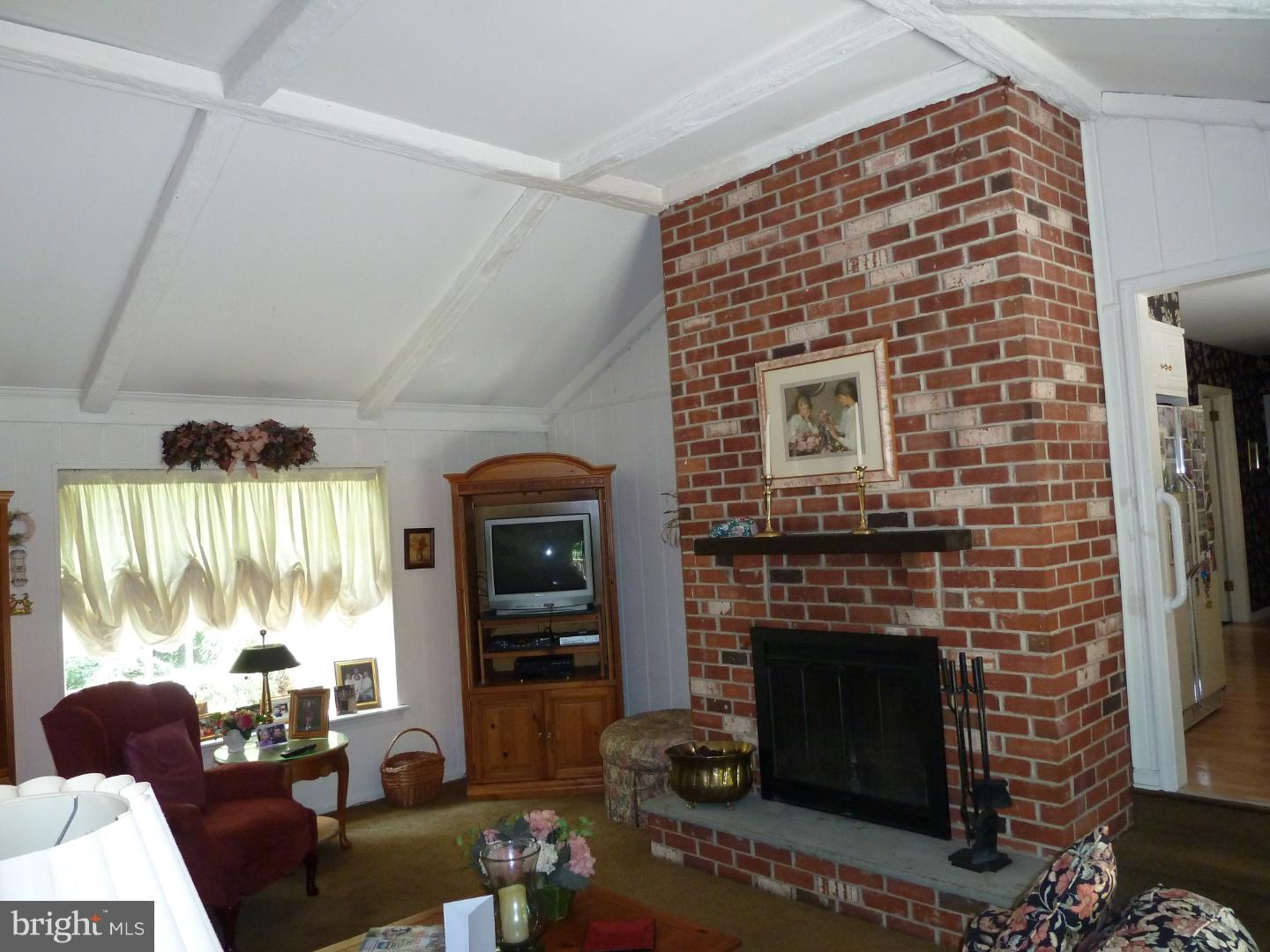 537 Bobbin Mill Road Media, PA 19063 - Photo 8 of 23 Family Room