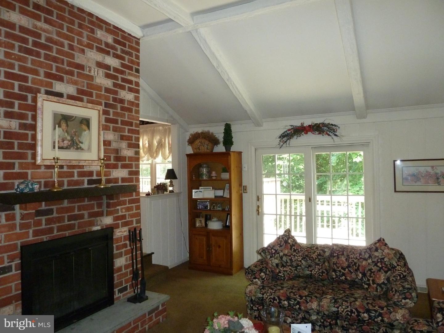 537 Bobbin Mill Road Media, PA 19063 - Photo 9 of 23 Family Room