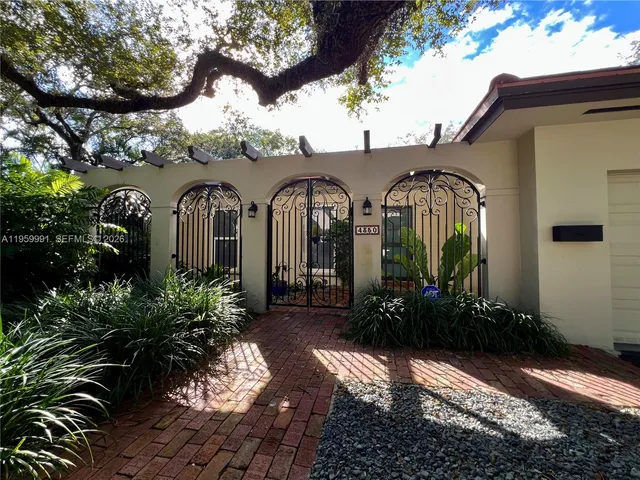 $9,500 | 4350 Palmarito Street, Coral Gables, FL 33146