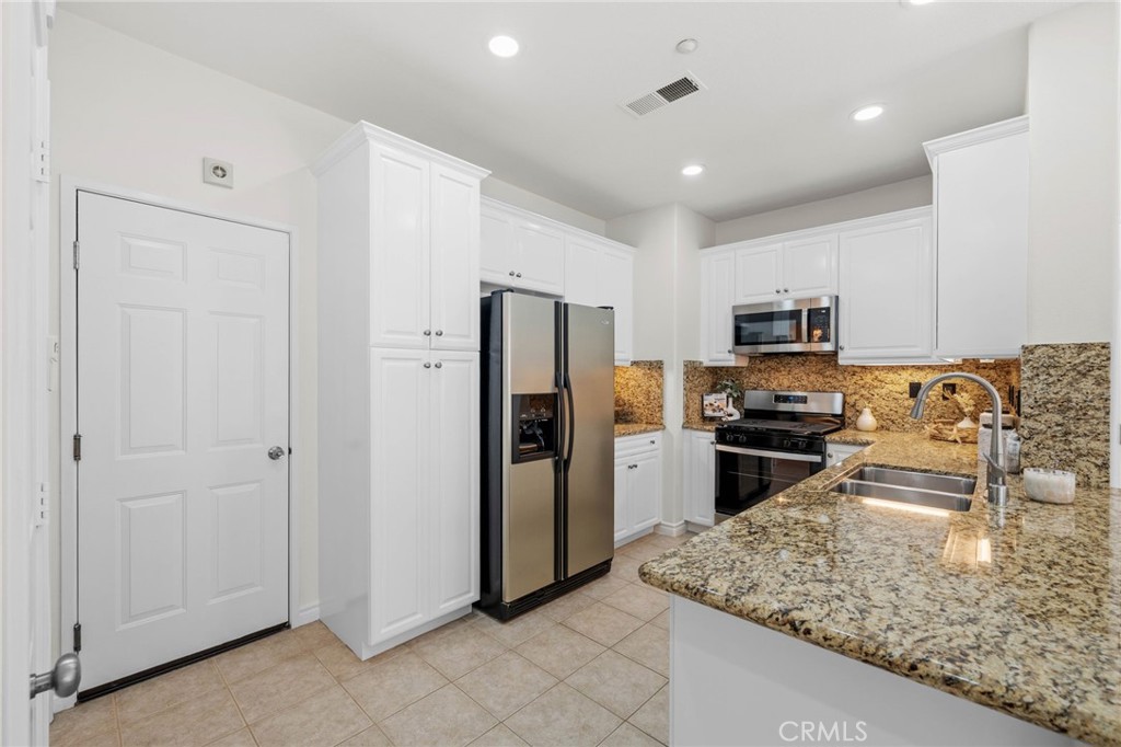 3652 Jetty Point Carlsbad, CA 92010 - Photo 12 of 46