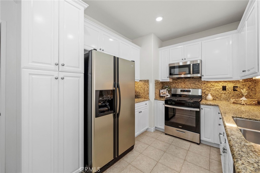 3652 Jetty Point Carlsbad, CA 92010 - Photo 13 of 46