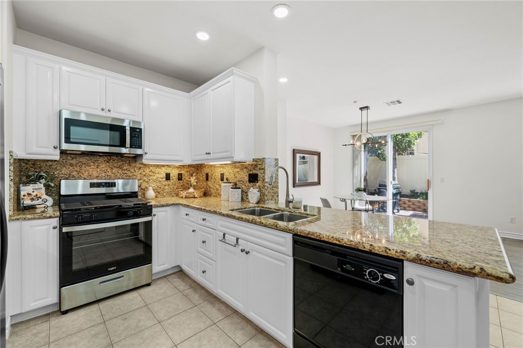 3652 Jetty Point Carlsbad, CA 92010 - Photo 16 of 46