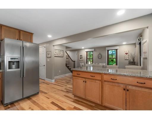 44 Chestnut Road Dracut, MA 01826 - Photo 7 of 31 Gallery Image 7