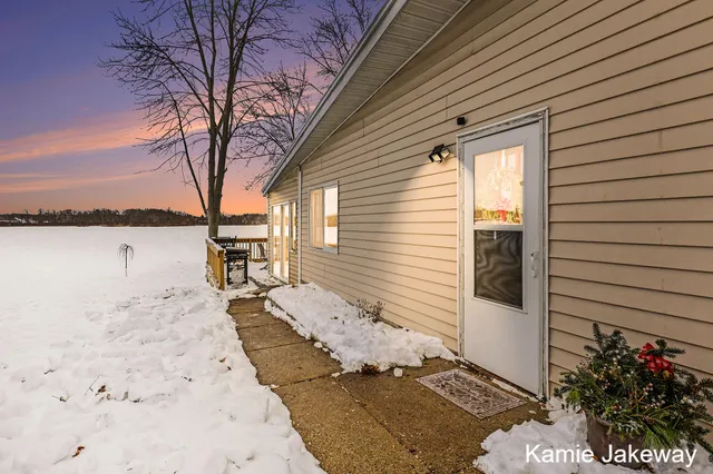 $320,000 | 152 West Holland Lake Drive, Sheridan, MI 48884