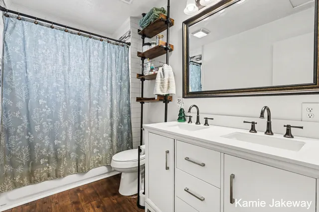 $320,000 | 152 West Holland Lake Drive, Sheridan, MI 48884