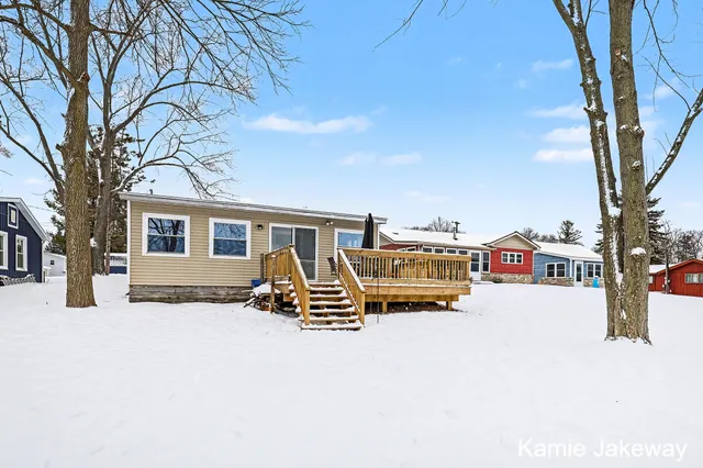 $320,000 | 152 West Holland Lake Drive, Sheridan, MI 48884