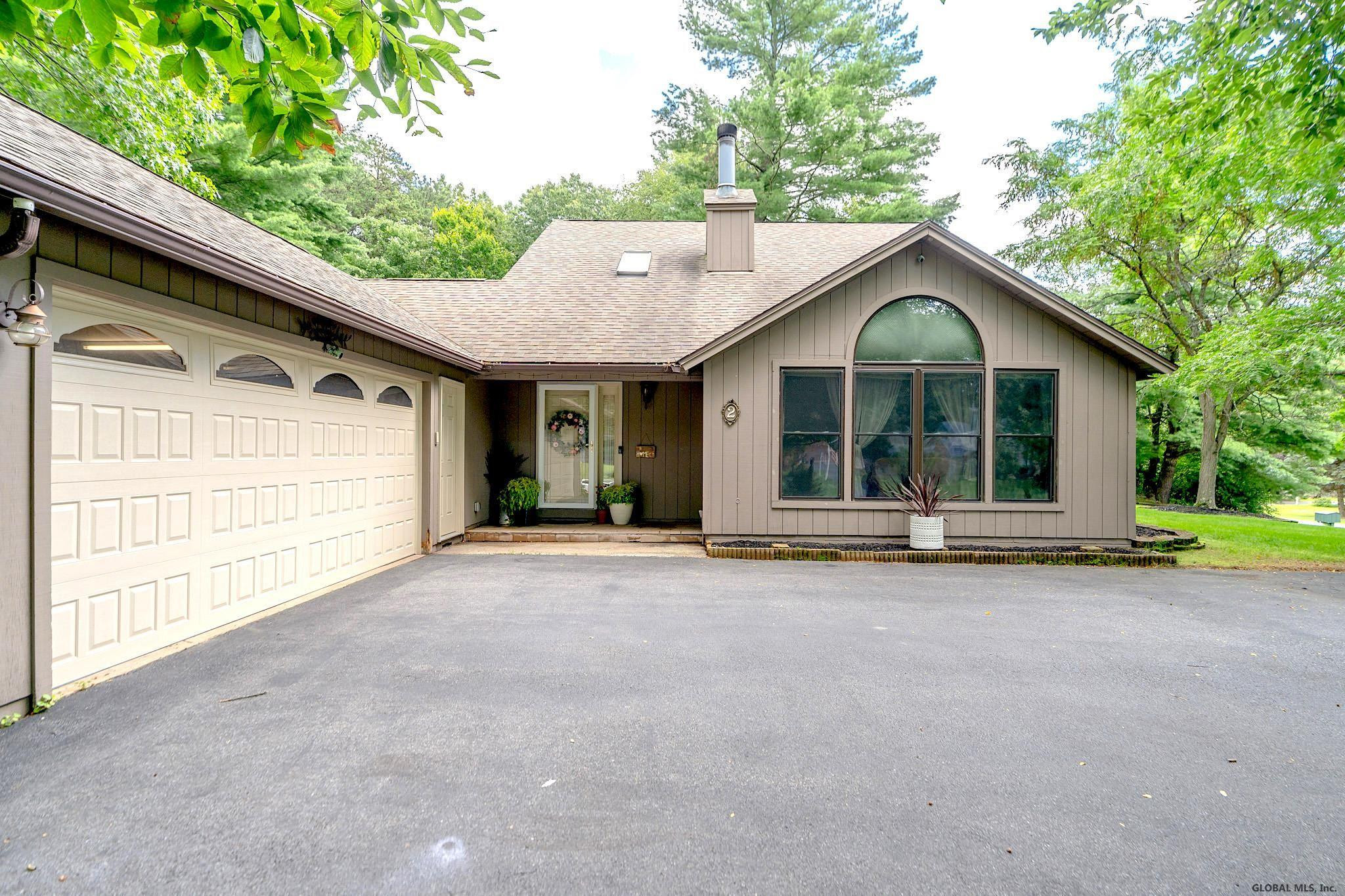 2 Glade Mallow Road Malta, NY 12020 - Photo 6 of 49 Photo 6