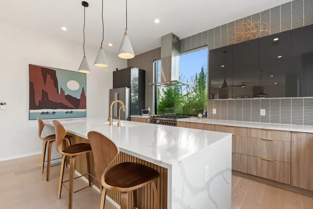 $825,000 | 4717 Mt Vernon Drive, Unit A, Austin, TX 78745