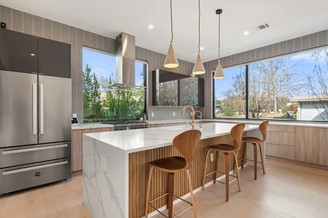 $825,000 | 4717 Mt Vernon Drive, Unit A, Austin, TX 78745